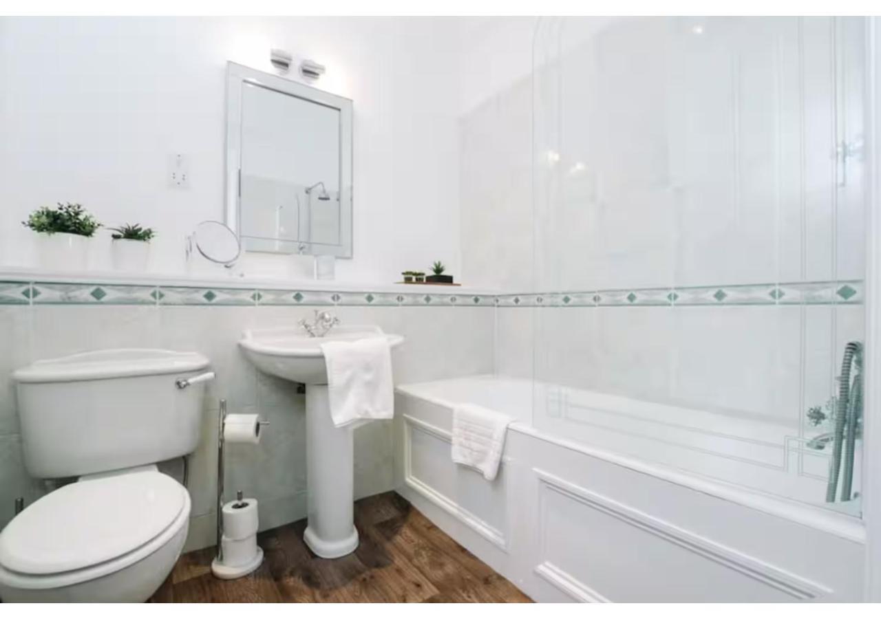 Joivy Palmerston Place Residence - Luxury City Centre Apt With Private Parking إدنبرة المظهر الخارجي الصورة